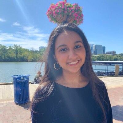Sarah Luthra.jpg